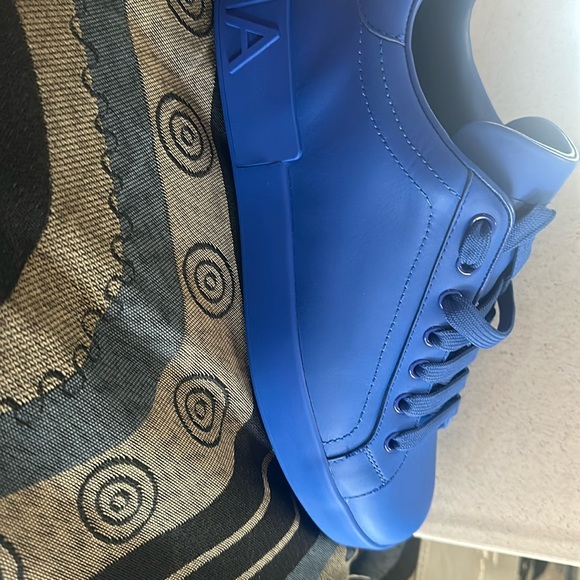 Dolce and Gabbana men sneakers royal blue